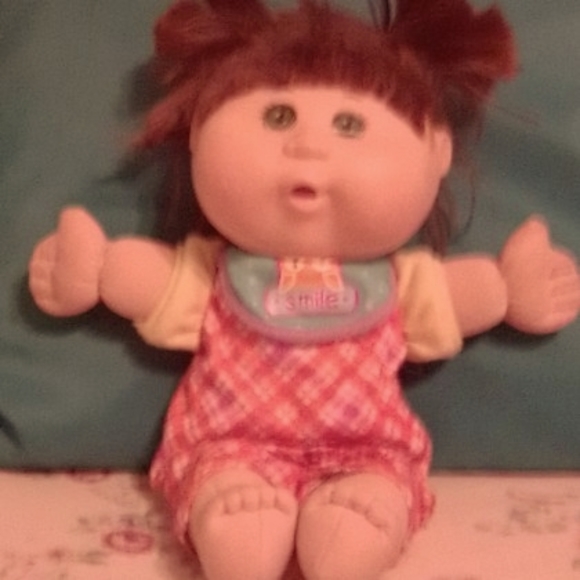 Cabbage patch kids doll - Picture 4 of 9